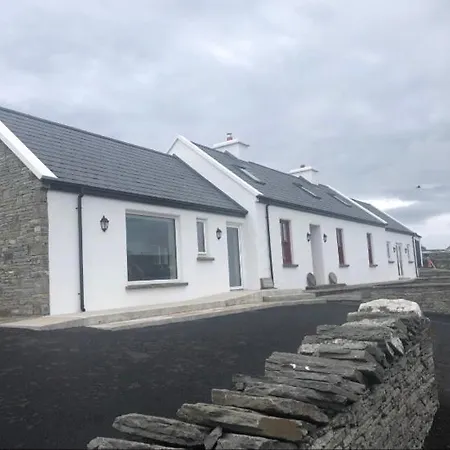Conway's With Sea View Nestling By Cliffs-of-moher Bed and Breakfast Liscannor