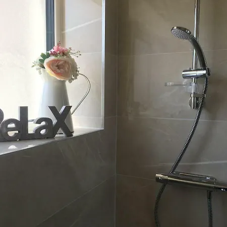 Panzió Conway's With Sea View Nestling By Cliffs-of-moher 3*