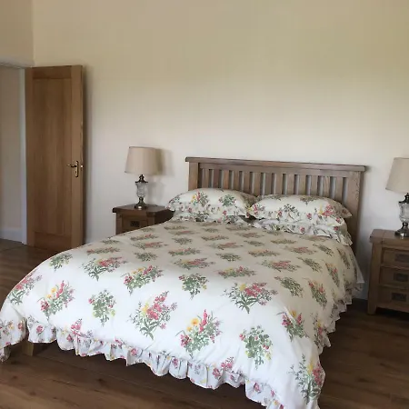 Bed and Breakfast Conway's With Sea View Nestling By Cliffs-of-moher *