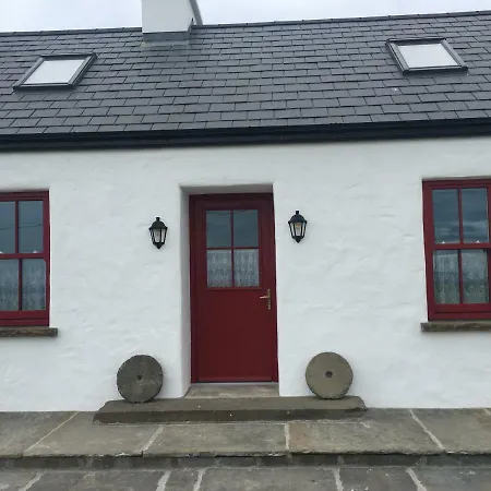 Conway's With Sea View Nestling By Cliffs-of-moher 3* Liscannor