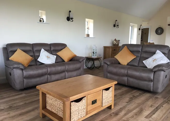 Conway's With Sea View Nestling By Cliffs-of-moher 利斯坎诺