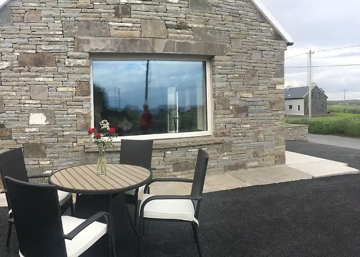 住宿加早餐酒店 Conway's With Sea View Nestling By Cliffs-of-moher 利斯坎诺