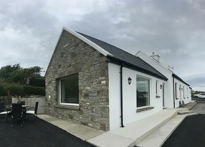 Panzió Conway's With Sea View Nestling By Cliffs-of-moher Liscannor