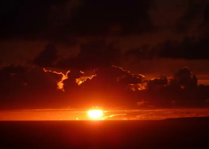 Conway's With Sea View Nestling By Cliffs-of-moher Panzió Liscannor